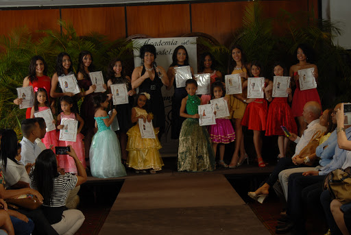 Yenny Fashion Modeling and Dance Academy in Caracas