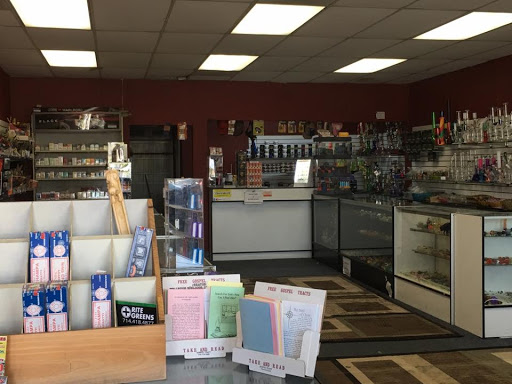 Tobacco Shop «3M Smoke Shop», reviews and photos, 644 W Chapman Ave, Placentia, CA 92870, USA