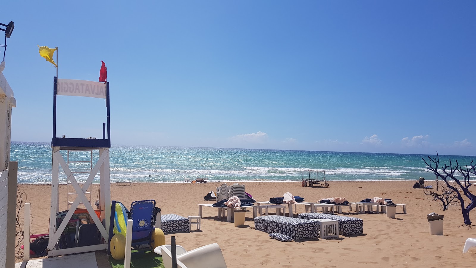 Cannatello beach'in fotoğrafı - rahatlamayı sevenler arasında popüler bir yer