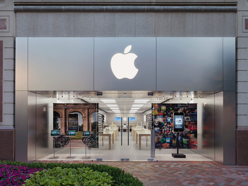 Computer Store «Apple Reston», reviews and photos, 11949 Market St, Reston, VA 20190, USA