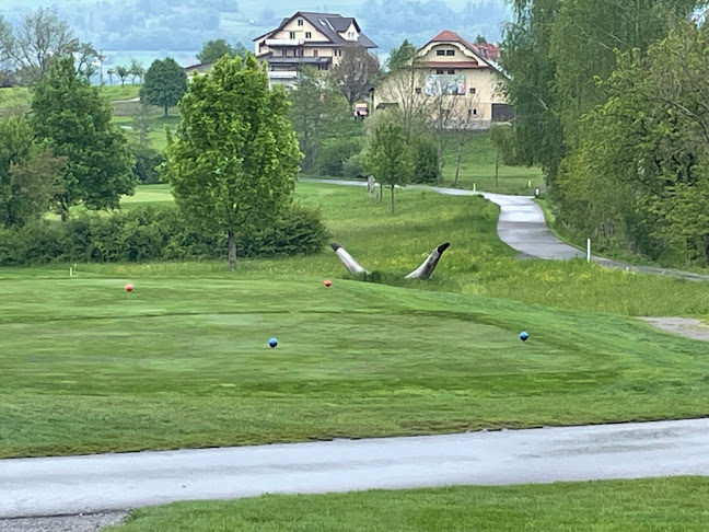 Rezensionen über Golfpark Oberkirch in Sarnen - Sportstätte