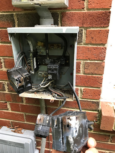 Electrician «Livewire Electrical Charlotte Electricians», reviews and photos, 1409 East Blvd, Charlotte, NC 28203, USA