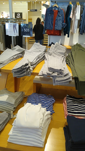Clothing Store «Gap», reviews and photos, 5462 FM 1960, Houston, TX 77069, USA