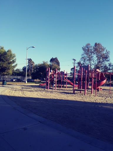 Golf Course «Victoria Golf Course», reviews and photos, 340 E 192nd St, Carson, CA 90746, USA