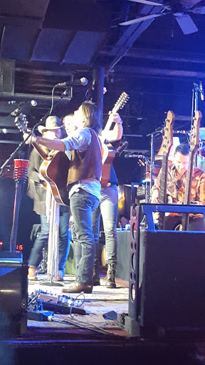 Night Club «Midnight Rodeo», reviews and photos, 1773 S Glenstone Ave, Springfield, MO 65804, USA