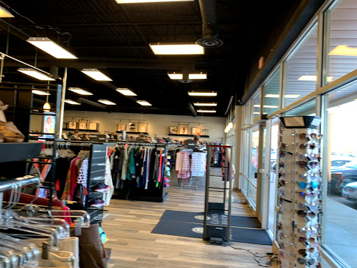 Used Clothing Store «Clothes Mentor», reviews and photos, 2551 45th St S # 113, Fargo, ND 58104, USA