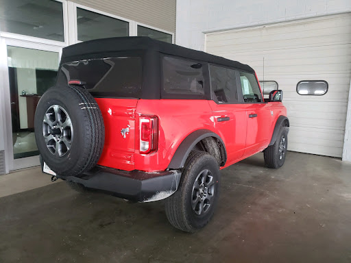 Used Car Dealer «Steve Link Ford Lincoln Inc.», reviews and photos, 916 West St, Grinnell, IA 50112, USA