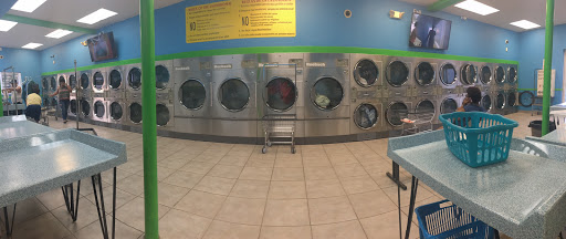 Laundromat «K&M WASH HOUSE Laundromat & Drop-Off Service», reviews and photos, 2829 S Cleveland Ave, Fort Myers, FL 33901, USA