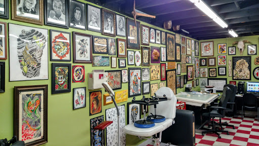 Tattoo Shop «Lost Dutchman Tattoo», reviews and photos, 4121 N 19th Ave, Phoenix, AZ 85015, USA