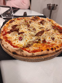 Pizza du Pizzeria Les Colonnes à Charleville-Mézières - n°5