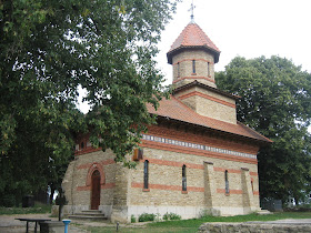 Biserica Sfinții Voievozi