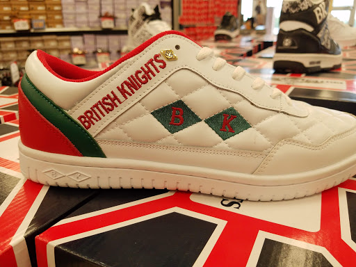 Shoe Store «Shoe Carnival», reviews and photos, 5005 Salem Ave, Dayton, OH 45426, USA