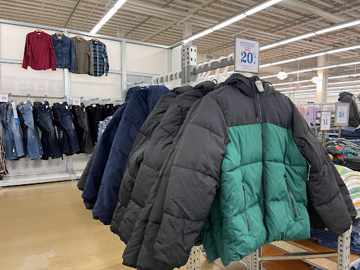 Clothing Store «Old Navy», reviews and photos, 1600 Saratoga Ave, San Jose, CA 95129, USA