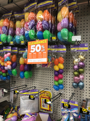 Home Goods Store «Dollar General», reviews and photos, 3427 Hillsborough Rd, Durham, NC 27705, USA