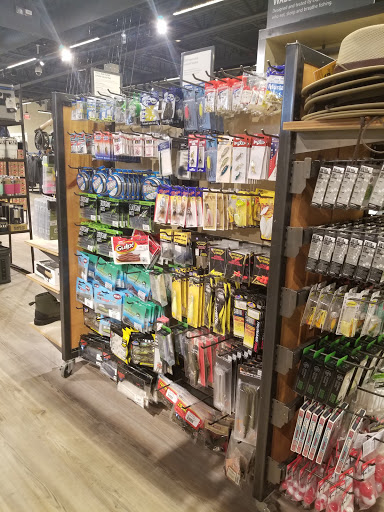 Clothing Store «L.L. Bean», reviews and photos, 25225 Cedar Rd, Lyndhurst, OH 44124, USA