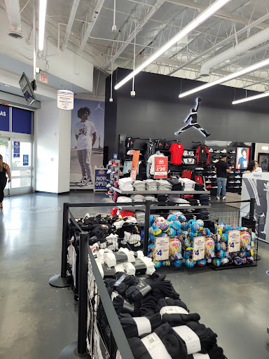 Shoe Store «WSS», reviews and photos, 11911 Valley Blvd, El Monte, CA 91732, USA