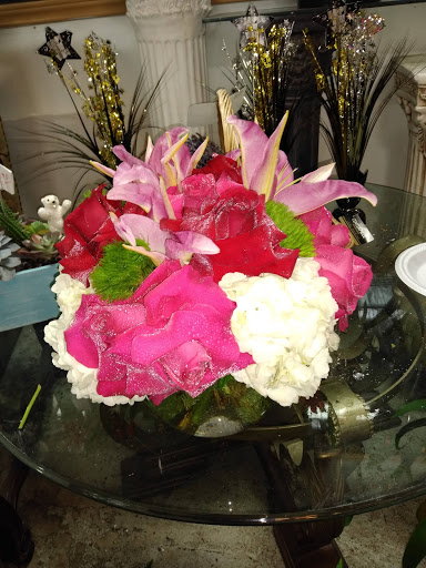 Florist «Tanglewood Flowers & Garden», reviews and photos, 5518 Dolores St, Houston, TX 77056, USA
