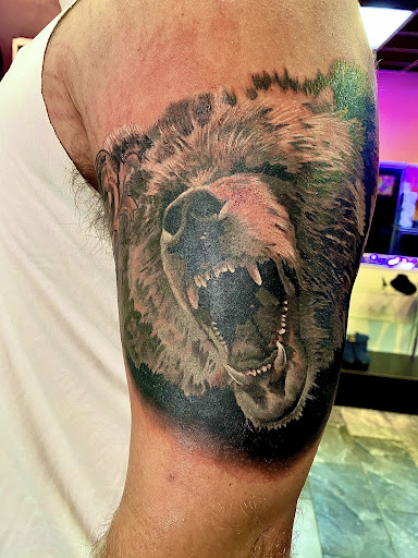 Tattoo Shop «Black Heart Tattoo», reviews and photos, 1926 Hudson Bridge Rd, Stockbridge, GA 30281, USA