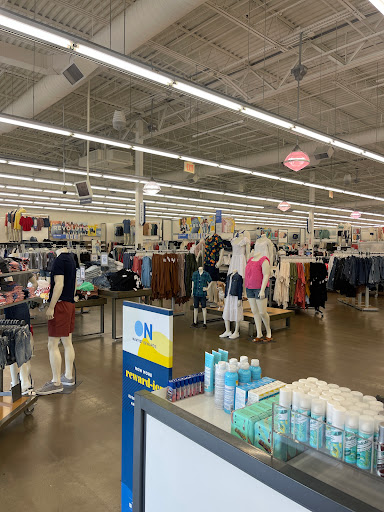 Clothing Store «Old Navy», reviews and photos, 6711 Frontier Dr, Springfield, VA 22150, USA