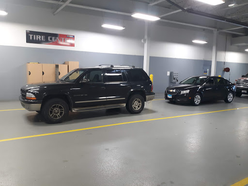 Used Car Dealer «CarMax», reviews and photos, 8200 120th Ave, Kenosha, WI 53142, USA