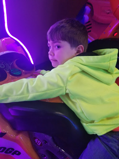 Bowling Alley «Lightning Strikes Bowling», reviews and photos, 3600 Roosevelt Blvd, Birmingham, AL 35235, USA