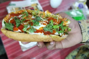 Lucknow Zaiqa Fast Food image