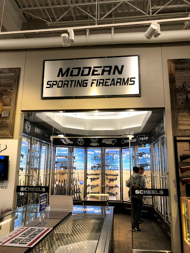 Sporting Goods Store «SCHEELS», reviews and photos, 6503 W 135th St, Overland Park, KS 66223, USA