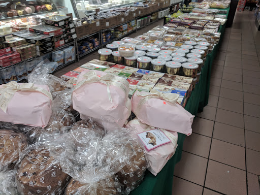 Grocery Store «Euro Market», reviews and photos, 30-42 31st St, Astoria, NY 11102, USA