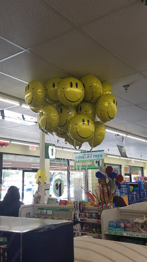 Shopping Mall «Santa Teresa Village Shopping Center», reviews and photos, 7028 Santa Teresa Blvd, San Jose, CA 95139, USA