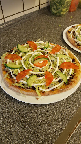 Rafael's Pizzaria - Pizza