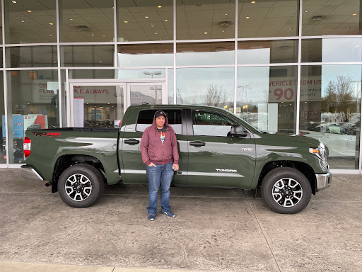 Car Dealer «Grants Pass Toyota», reviews and photos, 375 Redwood Hwy, Grants Pass, OR 97527, USA