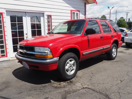 Used Car Dealer «Carson Cars», reviews and photos, 13806 WA-99, Lynnwood, WA 98087, USA