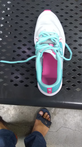 Clothing Store «Nike Factory Store», reviews and photos, 651 Kapkowski Rd #150, Elizabeth, NJ 07201, USA