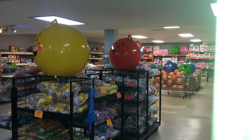 Toy Store «Tex-Cap Toy Wholesale», reviews and photos, 600 E Amber St, San Antonio, TX 78221, USA