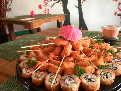 Restaurante de sushi con cinta transportadora Apodaca