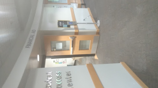 Book Store «Johnson County Community College: Bookstore», reviews and photos, 12345 College Blvd, Overland Park, KS 66210, USA