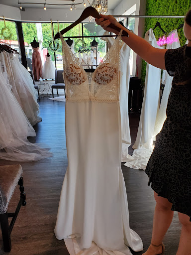 Bridal Shop «Renee Austin Wedding», reviews and photos, 1555 Plainfield Ave NE, Grand Rapids, MI 49505, USA