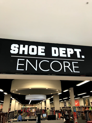 Shoe Store «Shoe Dept. Encore», reviews and photos, 227 Hawthorn Center, Vernon Hills, IL 60061, USA