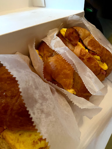 Donut Shop «Sarah Donuts», reviews and photos, 5860 Jimmy Carter Blvd #155, Norcross, GA 30071, USA