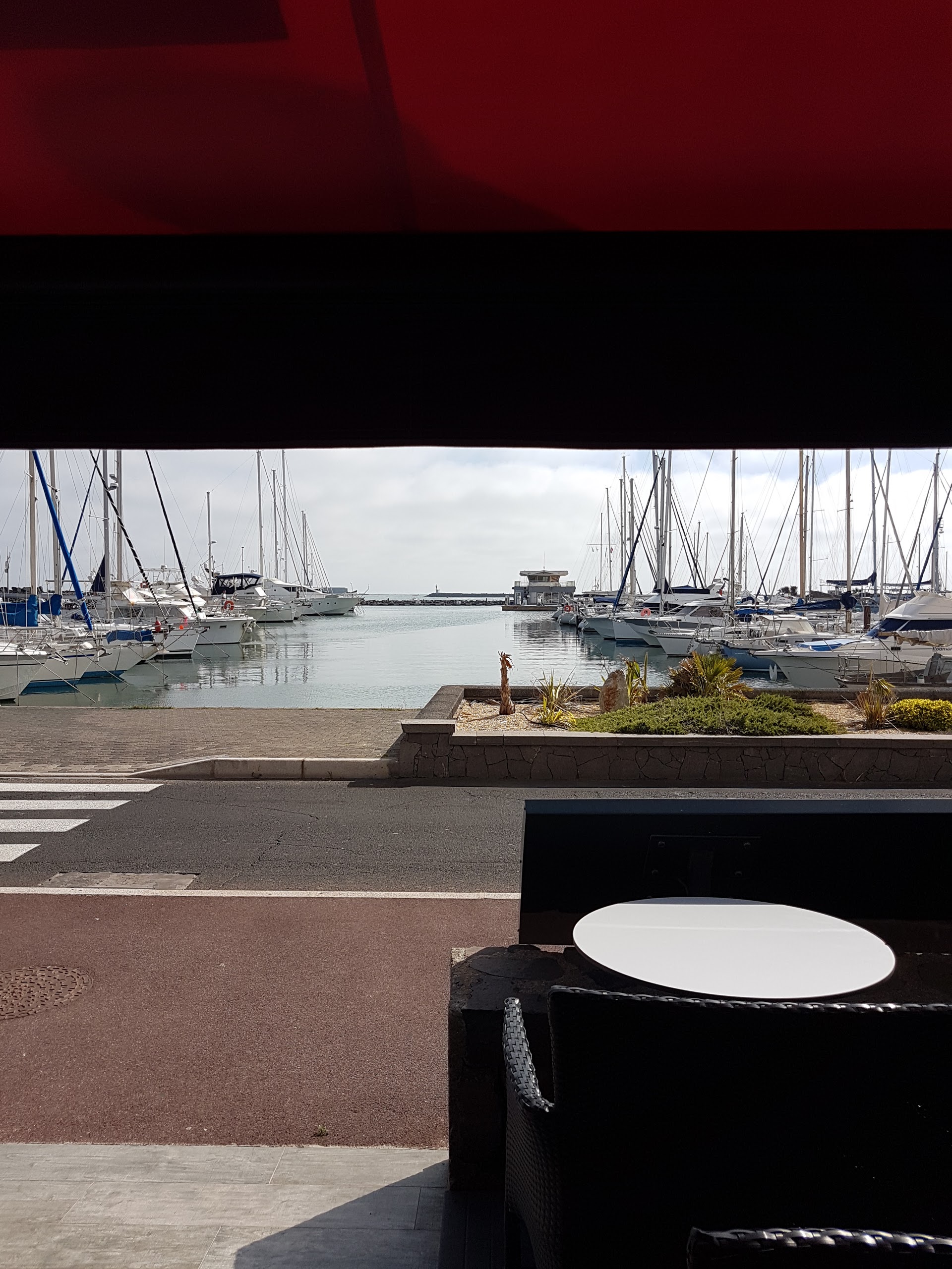 Photo n° 3 de l'avis de Henoch. fait le 05/07/2017 à 15:36