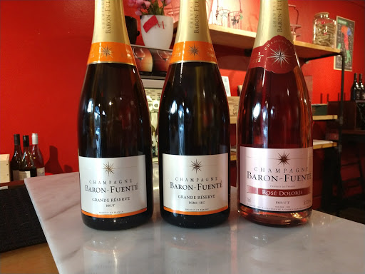 Wine Store «Birmingham Wine», reviews and photos, 588 N Old Woodward Ave, Birmingham, MI 48009, USA