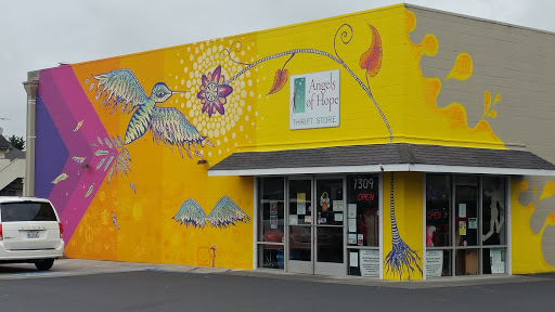 Thrift Store «Angels of Hope Thrift Store», reviews and photos, 1309 10th St, Arcata, CA 95521, USA
