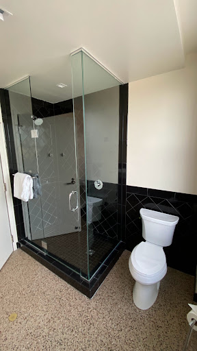 Hotel «21c Museum Hotel Durham», reviews and photos, 111 Corcoran St, Durham, NC 27701, USA