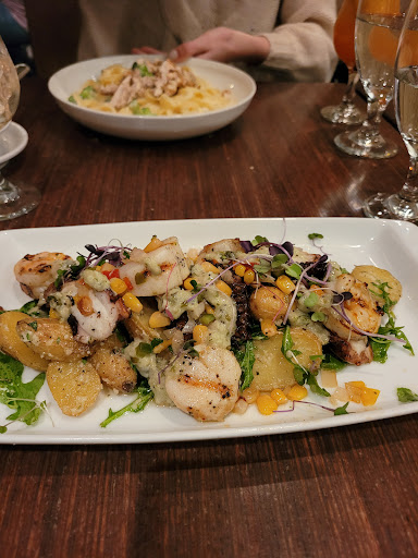 Italian Restaurant «The Pasta House», reviews and photos, 100 Alden Rd, Fairhaven, MA 02719, USA