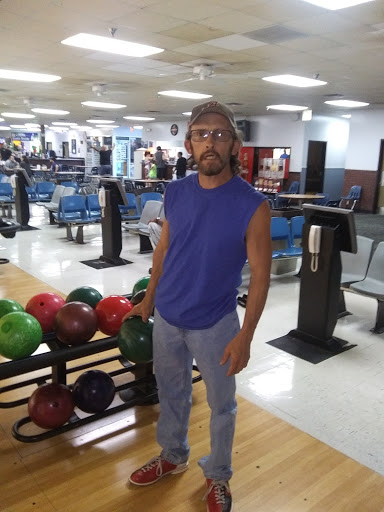Bowling Alley «Classic Bowling Center», reviews and photos, 75 Huffaker Rd NW, Rome, GA 30165, USA