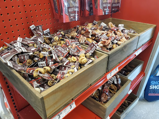 Pet Supply Store «Petco Animal Supplies», reviews and photos, 217 Oak Lee Dr #16, Ranson, WV 25438, USA