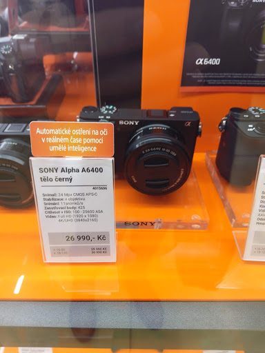 Second hand cameras in Prague