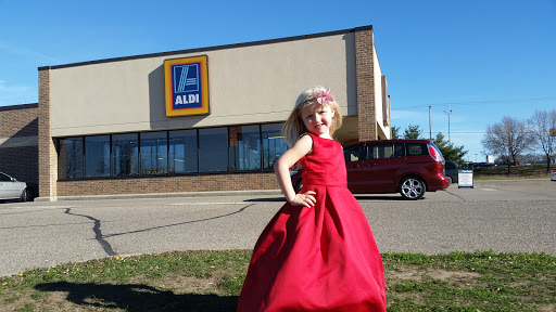 Supermarket «ALDI», reviews and photos, 3650 S Hastings Way, Eau Claire, WI 54701, USA