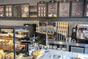 RON’S Café&Bakery image