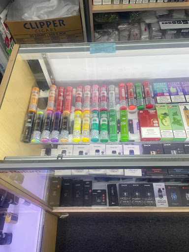 Tobacco Shop «Fontana Smoke Shop», reviews and photos, 9810 Sierra Ave A2, Fontana, CA 92335, USA